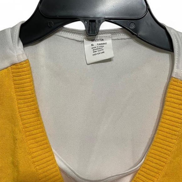 Vibrant Yellow Button-Up Tank Top - Picture 2 of 3